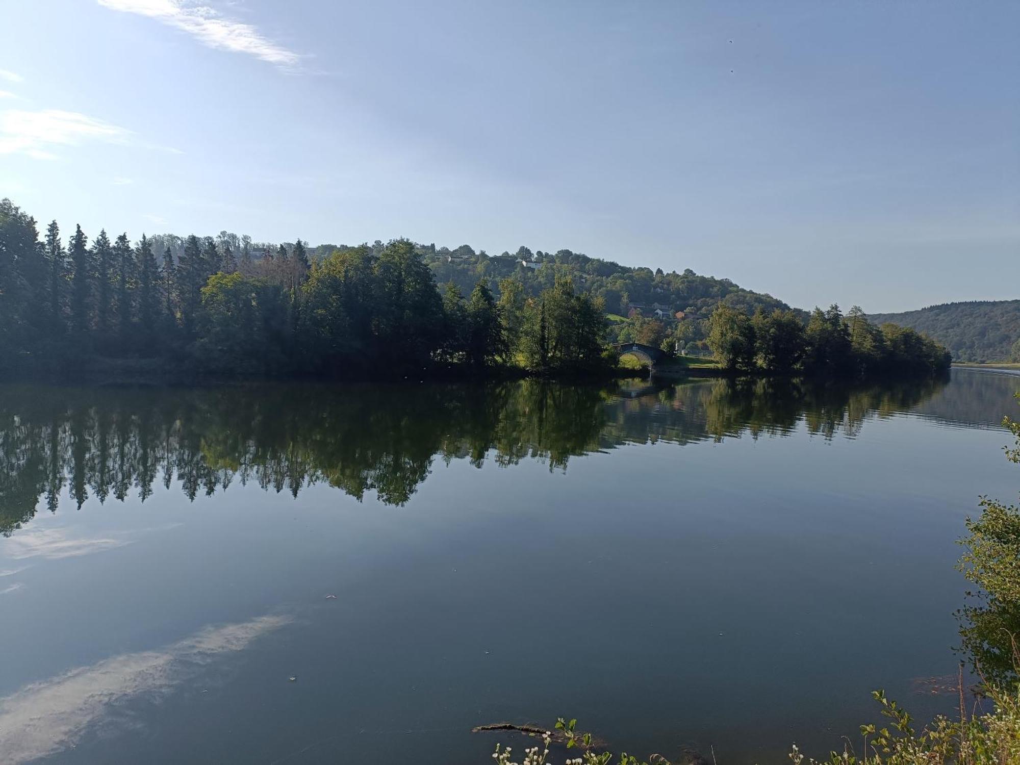 2Pas2Meuse Apartman Waulsort Kültér fotó