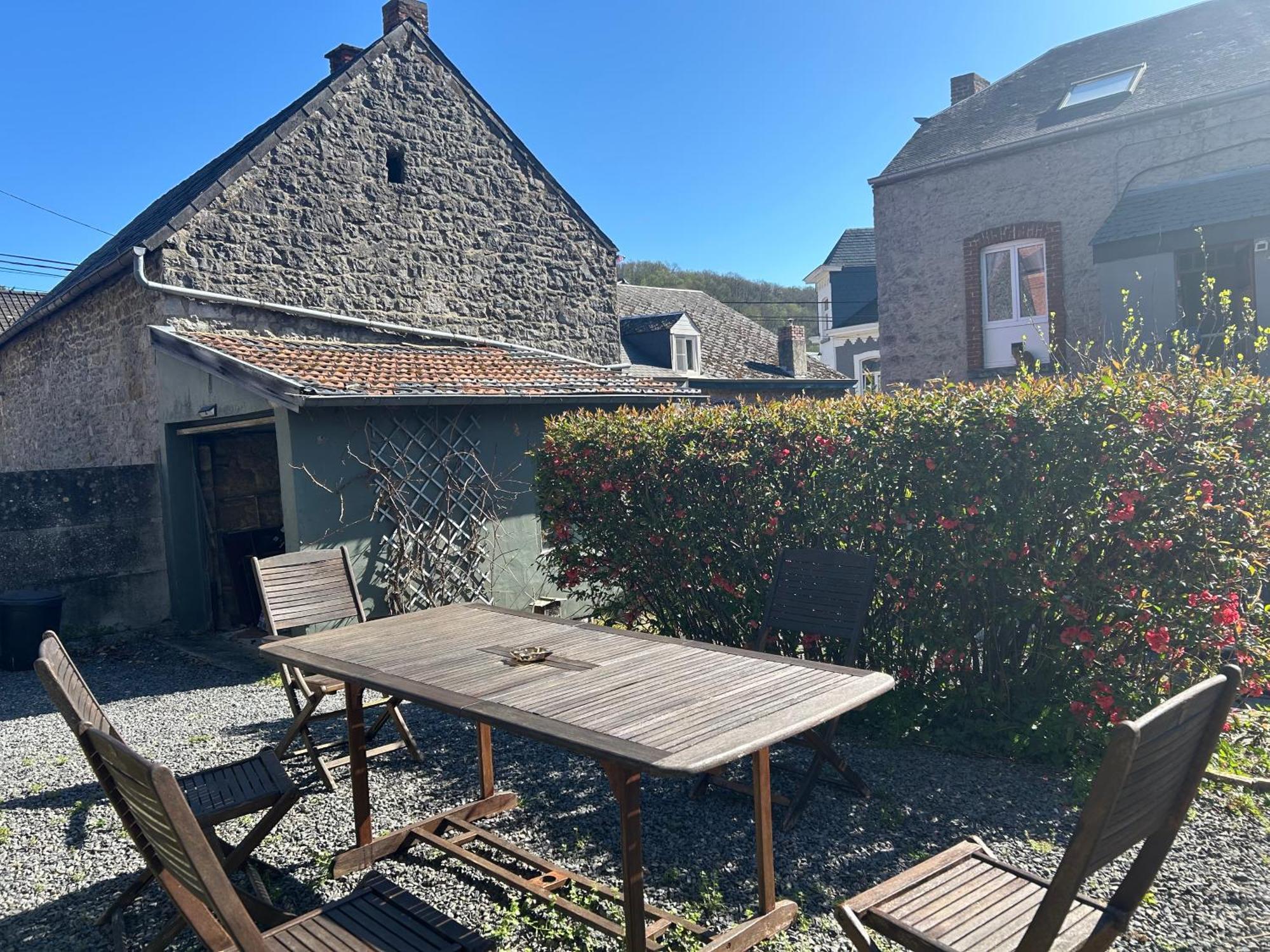 2Pas2Meuse Apartman Waulsort Kültér fotó